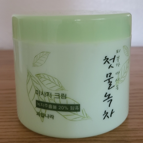 Spring Leaves of Green Tea Massage Face Cream - Picture 2 of 7